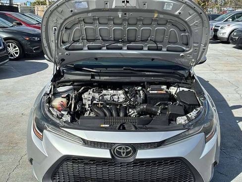 Used 2021 Toyota Corolla LE FWD image 17
