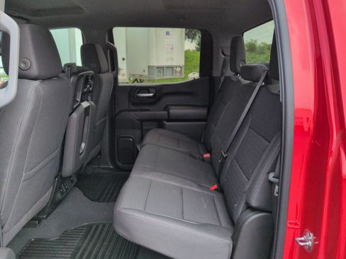 Used 2025 Chevrolet Silverado 1500 Custom Trail Boss AWD/4WD image 25