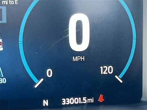 Used 2022 Ford F150 Lariat image 12