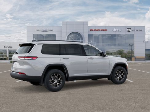 New 2025 Jeep Grand Cherokee L Limited image 5