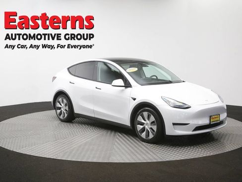 Used 2021 Tesla Model Y Long Range AWD/4WD image 46