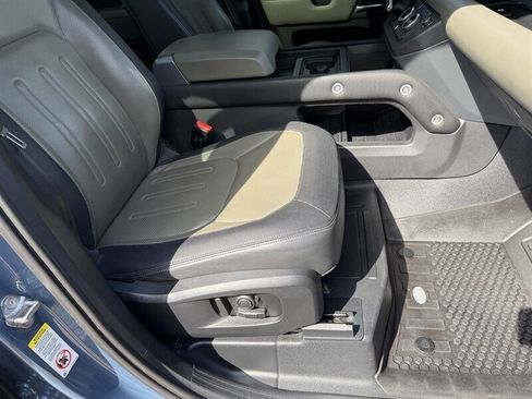 Used 2021 Land Rover Defender 110 X-Dynamic HSE image 30