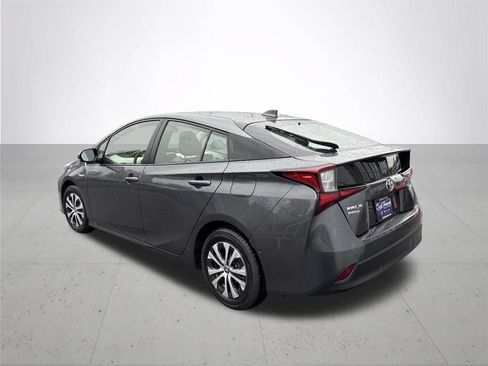 Used 2020 Toyota Prius LE AWD/4WD image 9