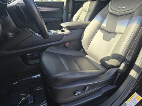 Used 2020 Cadillac XT5 Luxury w/ LPO, Floor Liner Package AWD/4WD image 35