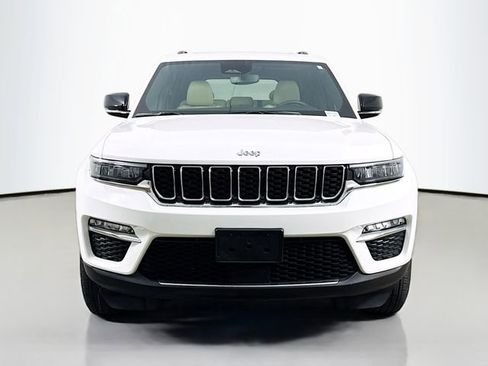 Used 2023 Jeep Grand Cherokee Limited image 2