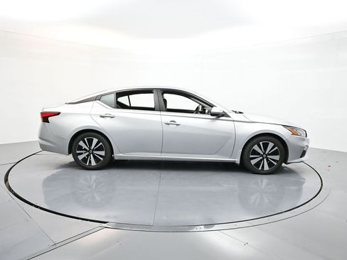 Used 2022 Nissan Altima 2.5 SV image 8