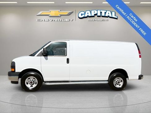 Used 2024 GMC Savana 2500 w/ Driver Convenience Package RWD image 3