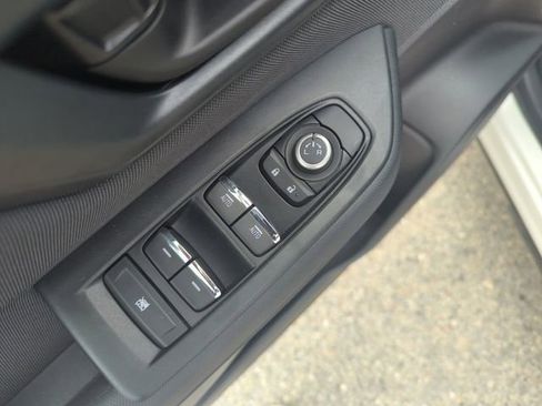 Certified 2025 Subaru Forester Premium AWD/4WD image 13
