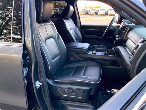 Used 2022 RAM 1500 Limited w/ Body Color Bumper Group image 6