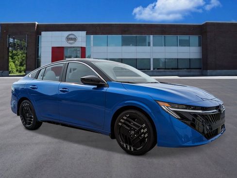 New 2026 Nissan Sentra SR FWD image 7