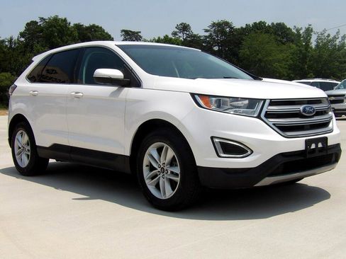 Used 2018 Ford Edge SEL w/ Equipment Group 201A image 8