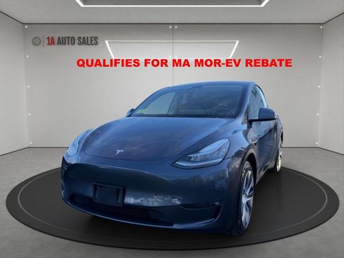 Used 2021 Tesla Model Y Long Range AWD/4WD image 1