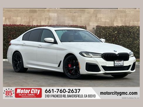 Used 2023 BMW 540i w/ M Sport Package image 1