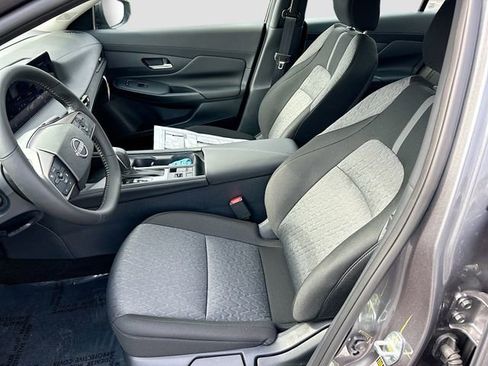 New 2026 Nissan Sentra SV w/ SV Convenience Package FWD image 16
