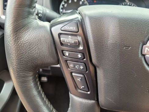 Used 2024 Nissan Frontier SV w/ SV Convenience Package RWD image 28