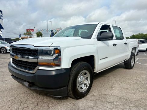 Used 2018 Chevrolet Silverado 1500 W/T w/ Trailering Package AWD/4WD image 5