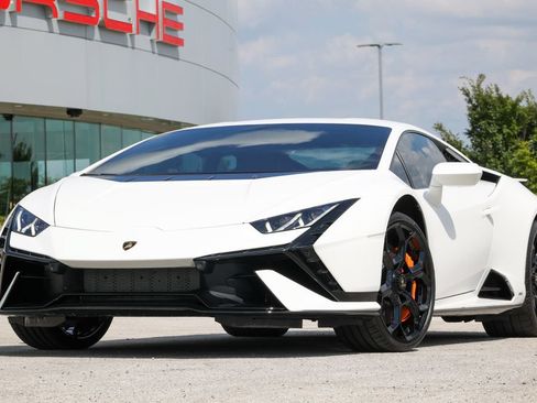 Used 2024 Lamborghini Huracan Tecnica RWD image 14