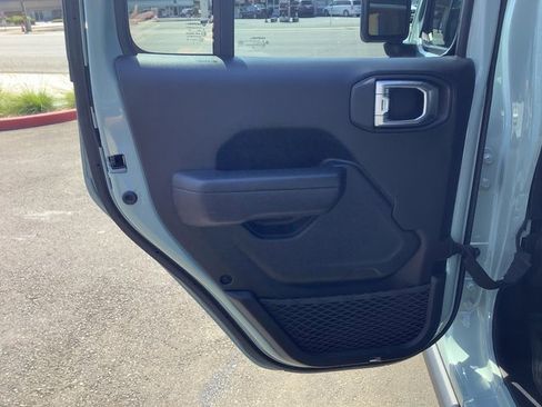 Used 2024 Jeep Wrangler Willys 4xe image 28