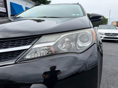 Used 2014 Toyota RAV4 Limited AWD/4WD image 24