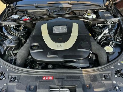 Used 2010 Mercedes-Benz CL 550 4MATIC image 15