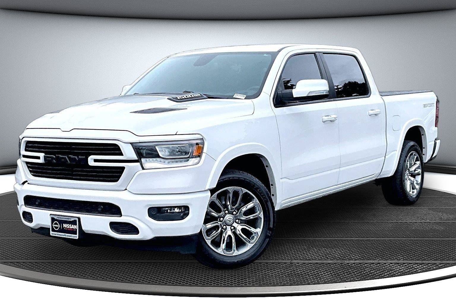 Used 2020 RAM 1500 Laramie w/ Sport Appearance Package AWD/4WD image 4