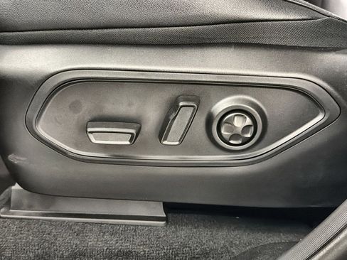 New 2025 Jeep Grand Cherokee L Limited w/ Luxury Tech Group II image 14