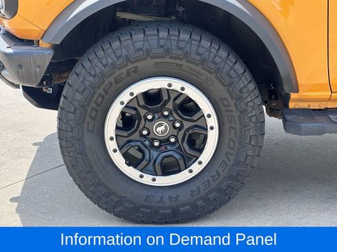 Used 2021 Ford Bronco Outer Banks w/ Sasquatch Package AWD/4WD image 11