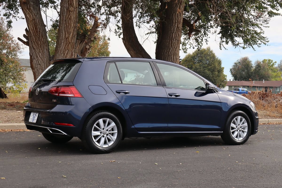 Used 2018 Volkswagen Golf S FWD image 5