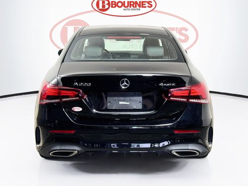 Used 2021 Mercedes-Benz A 220 4MATIC image 9