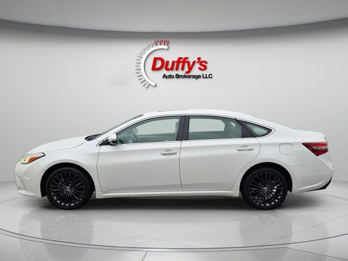 Used 2016 Toyota Avalon Touring image 15