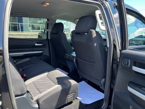 Used 2017 Toyota Tundra SR5 AWD/4WD image 44