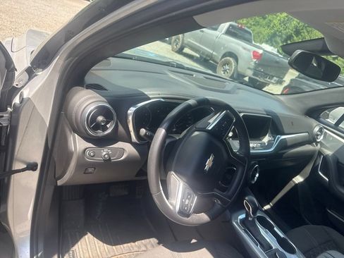 Used 2019 Chevrolet Blazer LT FWD image 21