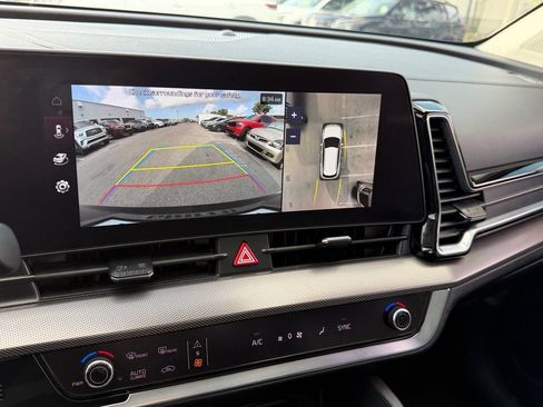 Used 2025 Kia Sportage SX FWD image 21