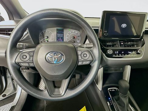 Used 2024 Toyota Corolla Cross AWD Hybrid image 11