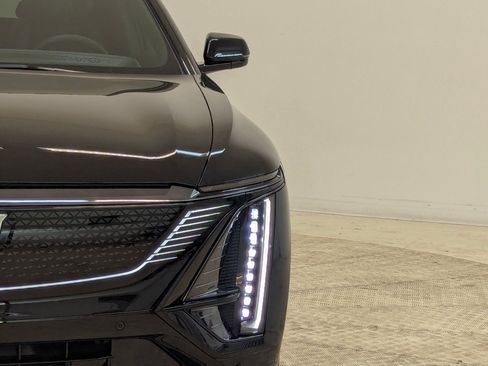 New 2026 Cadillac Lyriq Premium Sport image 11
