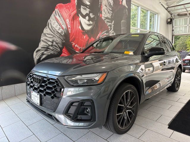 Used 2023 Audi SQ5 Premium Plus w/ Premium Plus Package AWD/4WD image 1
