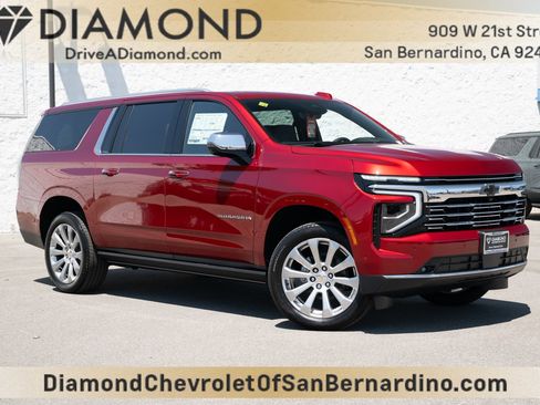 New 2025 Chevrolet Suburban Premier image 1