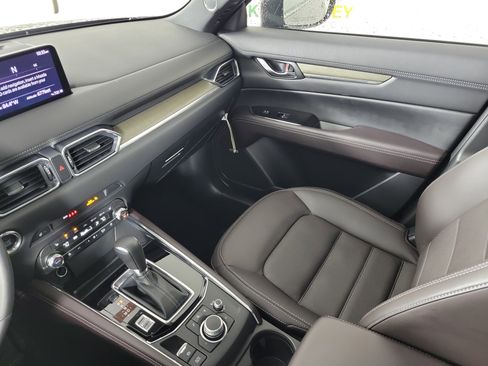 Certified 2025 MAZDA CX-5 Signature image 24