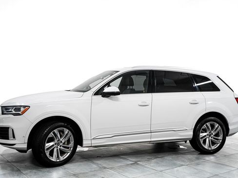 Used 2021 Audi Q7 2.0T Premium AWD/4WD image 4