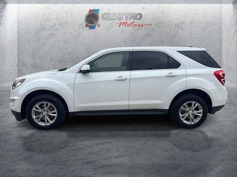 Used 2017 Chevrolet Equinox LT FWD image 2