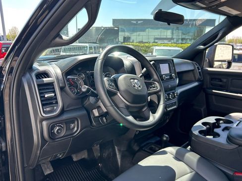 New 2024 RAM 2500 Tradesman w/ Snow Chief Group image 16