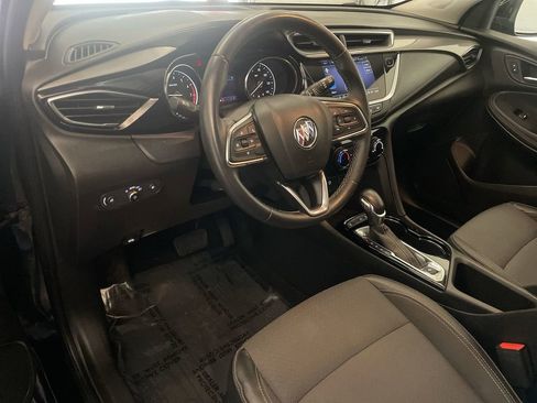 Used 2021 Buick Encore GX Preferred w/ Cold Weather Comfort Package FWD image 4