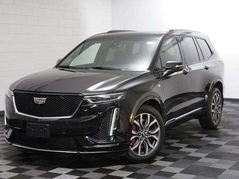 Used 2023 Cadillac XT6 Sport w/ Technology Package AWD/4WD image 1