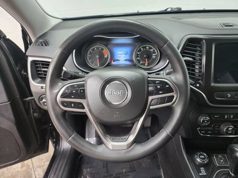 Used 2022 Jeep Cherokee Latitude Lux w/ Mopar Interior Package AWD/4WD image 14