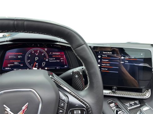 Used 2021 Chevrolet Corvette Stingray Preferred Cpe w/ Z51 Performance Package image 32