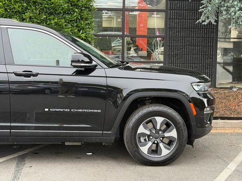 Used 2022 Jeep Grand Cherokee Limited 4xe w/ Luxury Tech Group II AWD/4WD image 23