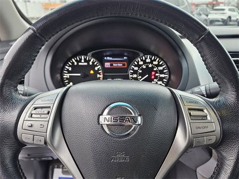 Used 2014 Nissan Altima 2.5 SV image 24