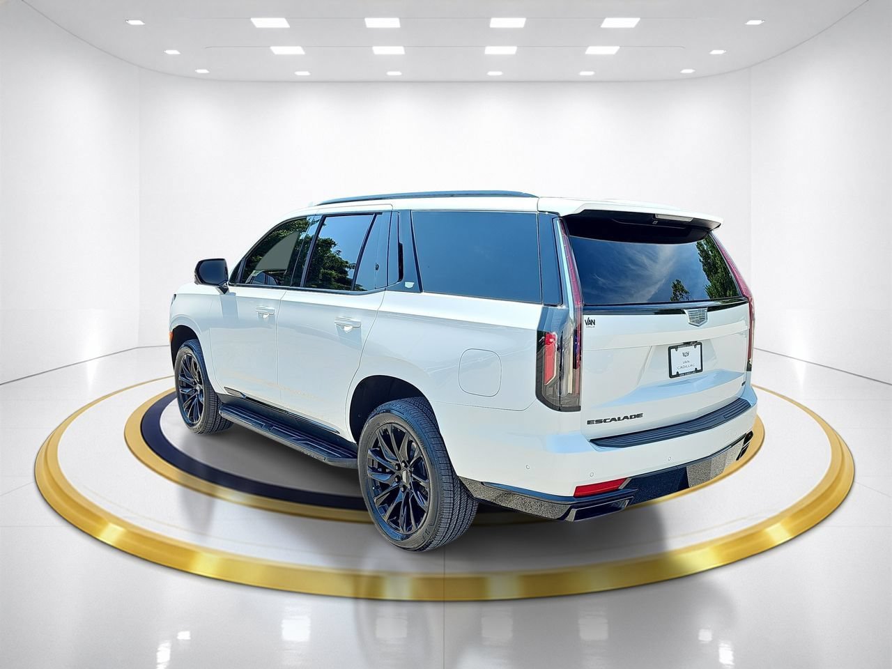Certified 2023 Cadillac Escalade Sport w/ LPO, ONYX Package AWD/4WD image 7