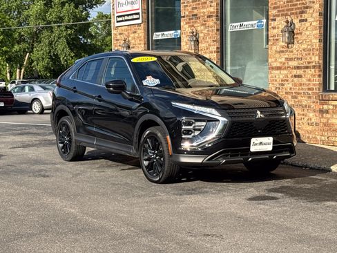 Used 2023 Mitsubishi Eclipse Cross LE AWD/4WD image 7