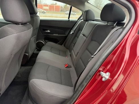 Used 2016 Chevrolet Cruze LT w/ Sun And Sound Package image 21